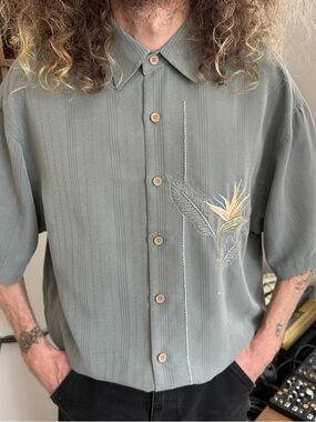 Hawaiian Embroidered Bird of Paradise S/S Button Down by Bamboo Cay ~ Size Large